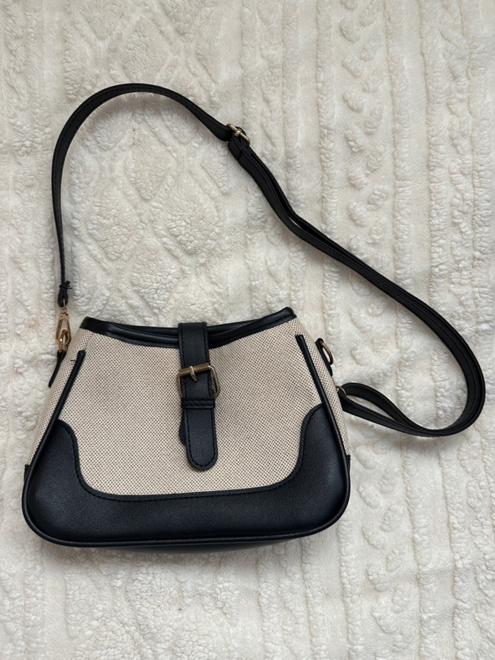 Vintage Black & Cream Crossbody Shoulder Bag - Classic Two-Tone Design